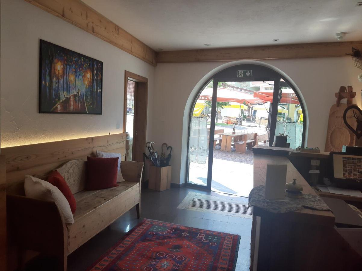 Post Hotel Moena Exterior photo